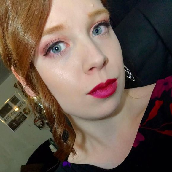 Meet your Posher, Rebecca - Picture 1 of 1